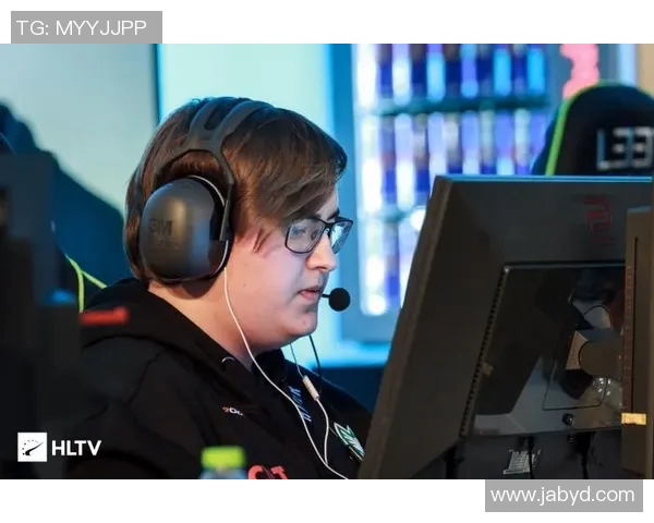 CSGO热议JDG战术争议引发玩家热烈讨论与深思